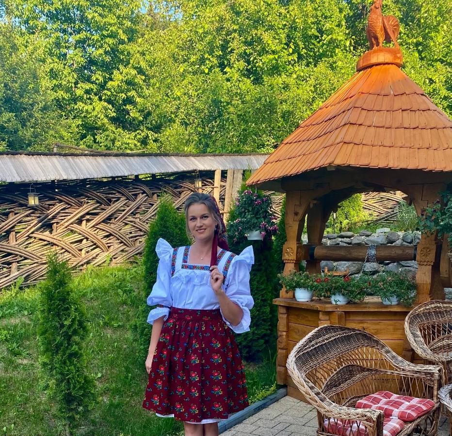 Floare De Maramures 1 Vadu Izei Buitenkant foto